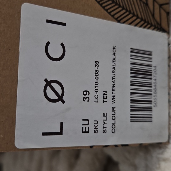 Loci Ten Vegan Logo High-Top Sneakers - Picture 15 of 16